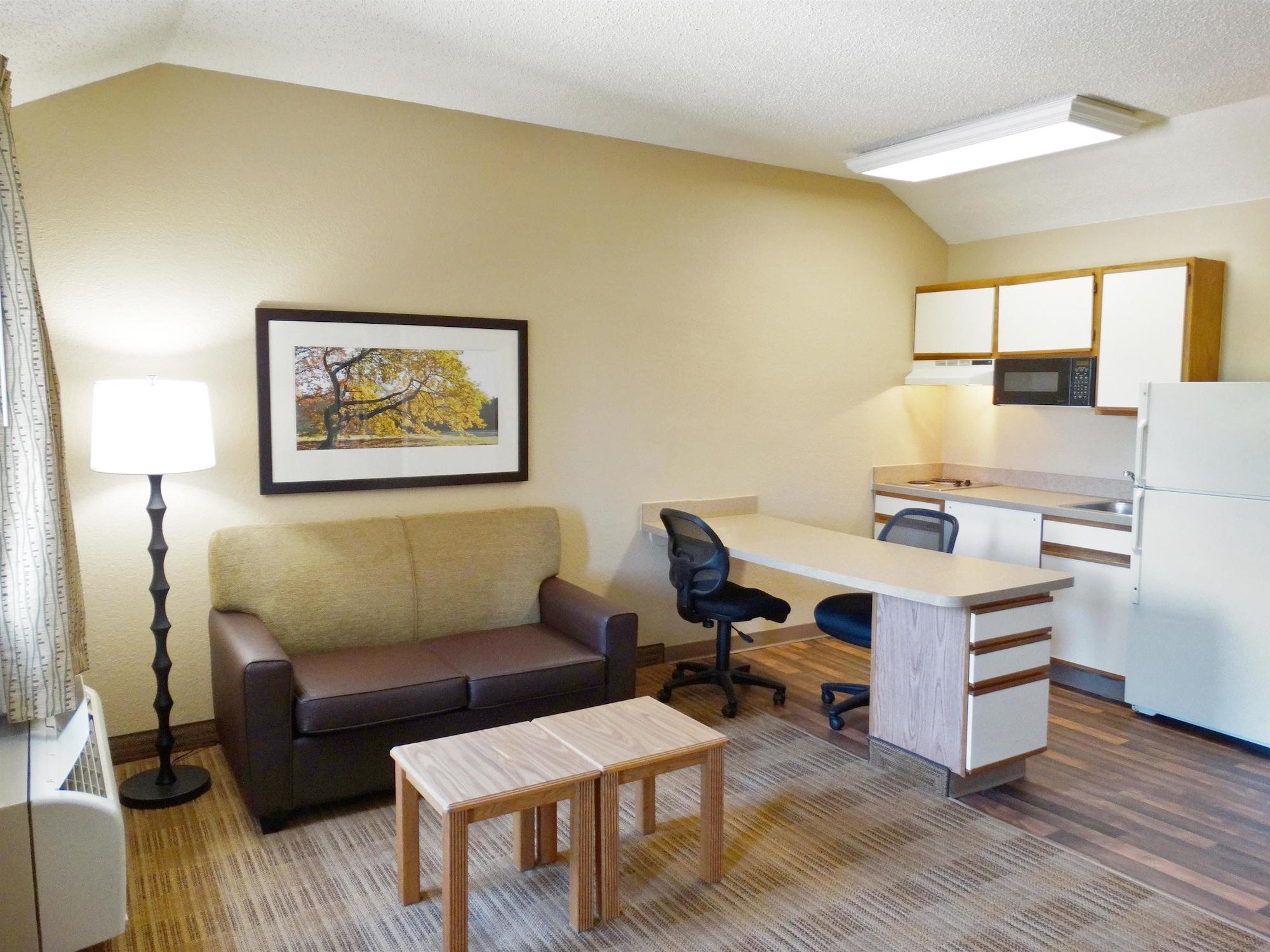 Extended Stay America Suites - Louisville - Alliant Avenue Exterior foto
